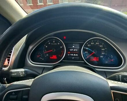 Чорний Ауді Ку 7, об'ємом двигуна 3 л та пробігом 244 тис. км за 16000 $, фото 8 на Automoto.ua