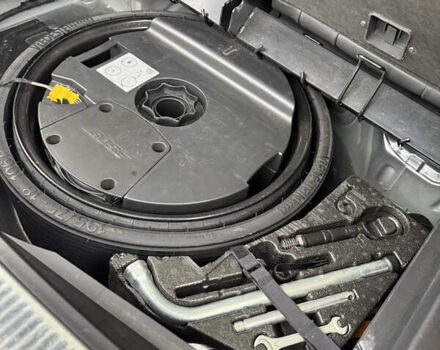 Черный Ауди Ку 7, объемом двигателя 3 л и пробегом 235 тыс. км за 18000 $, фото 9 на Automoto.ua