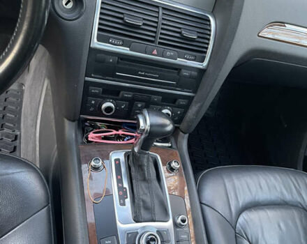 Чорний Ауді Ку 7, об'ємом двигуна 3 л та пробігом 151 тис. км за 15500 $, фото 9 на Automoto.ua