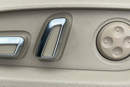 Черный Ауди Ку 7, объемом двигателя 3 л и пробегом 300 тыс. км за 17950 $, фото 26 на Automoto.ua