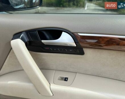 Черный Ауди Ку 7, объемом двигателя 4.2 л и пробегом 209 тыс. км за 20000 $, фото 21 на Automoto.ua