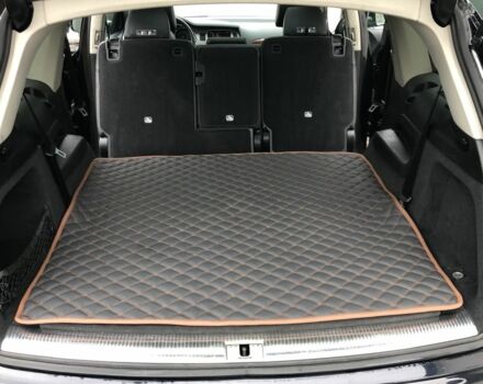 Черный Ауди Ку 7, объемом двигателя 3 л и пробегом 205 тыс. км за 9999 $, фото 14 на Automoto.ua