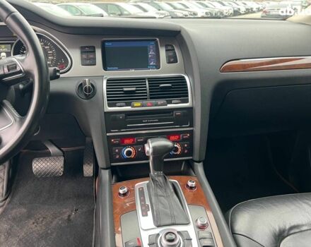 Чорний Ауді Ку 7, об'ємом двигуна 3 л та пробігом 205 тис. км за 12590 $, фото 28 на Automoto.ua