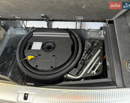 Черный Ауди Ку 7, объемом двигателя 2.97 л и пробегом 282 тыс. км за 16500 $, фото 7 на Automoto.ua