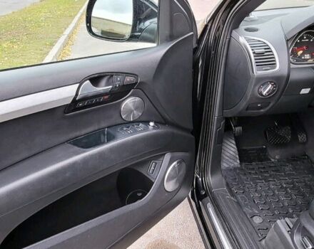 Ауді Ку 7 2012 у Житомирі на Automoto.ua Чорний Ауді Ку 7, об'ємом двигуна 3 л та пробігом 235 тис. км за 22000 $, фото 1 на Automoto.ua