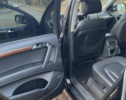 Чорний Ауді Ку 7, об'ємом двигуна 3 л та пробігом 151 тис. км за 15500 $, фото 13 на Automoto.ua