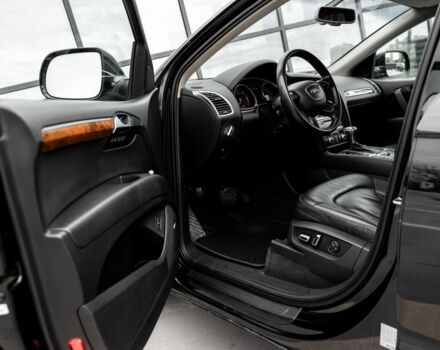 Черный Ауди Ку 7, объемом двигателя 3 л и пробегом 183 тыс. км за 18500 $, фото 15 на Automoto.ua