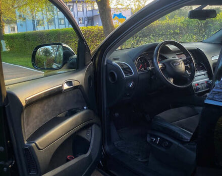 Черный Ауди Ку 7, объемом двигателя 3 л и пробегом 181 тыс. км за 22000 $, фото 18 на Automoto.ua