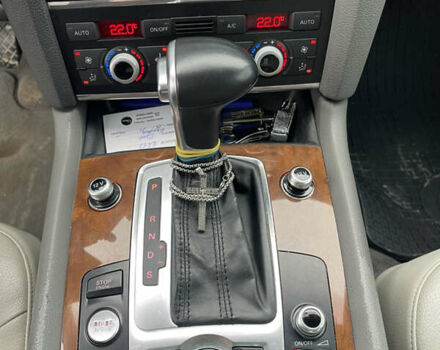 Чорний Ауді Ку 7, об'ємом двигуна 3 л та пробігом 295 тис. км за 18600 $, фото 8 на Automoto.ua