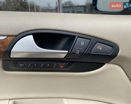 Черный Ауди Ку 7, объемом двигателя 2.97 л и пробегом 195 тыс. км за 18700 $, фото 6 на Automoto.ua