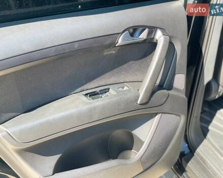 Ауди Ку 7 2013 в Одессе на Automoto.ua Черный Ауди Ку 7, объемом двигателя 2.97 л и пробегом 198 тыс. км за 19400 $, фото 12 на Automoto.ua