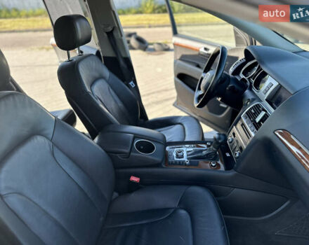 Чорний Ауді Ку 7, об'ємом двигуна 3 л та пробігом 205 тис. км за 16200 $, фото 4 на Automoto.ua