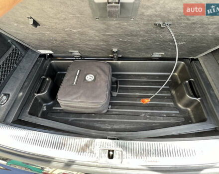 Черный Ауди Ку 7, объемом двигателя 2.97 л и пробегом 142 тыс. км за 25600 $, фото 53 на Automoto.ua