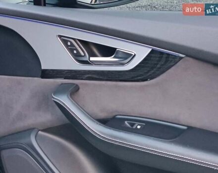 Чорний Ауді Ку 7, об'ємом двигуна 3 л та пробігом 250 тис. км за 32400 $, фото 38 на Automoto.ua