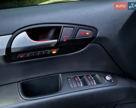 Чорний Ауді Ку 7, об'ємом двигуна 3 л та пробігом 160 тис. км за 14900 $, фото 23 на Automoto.ua