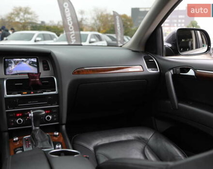 Чорний Ауді Ку 7, об'ємом двигуна 3 л та пробігом 223 тис. км за 16800 $, фото 13 на Automoto.ua