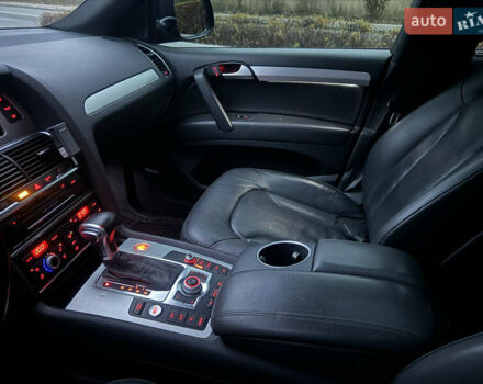 Чорний Ауді Ку 7, об'ємом двигуна 3 л та пробігом 160 тис. км за 14900 $, фото 26 на Automoto.ua