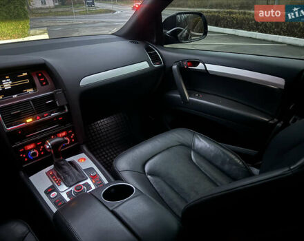 Чорний Ауді Ку 7, об'ємом двигуна 3 л та пробігом 160 тис. км за 14900 $, фото 27 на Automoto.ua