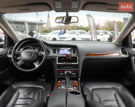 Чорний Ауді Ку 7, об'ємом двигуна 3 л та пробігом 223 тис. км за 16800 $, фото 12 на Automoto.ua