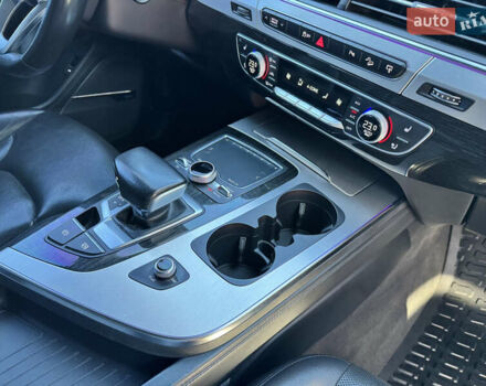 Черный Ауди Ку 7, объемом двигателя 3 л и пробегом 260 тыс. км за 32700 $, фото 52 на Automoto.ua