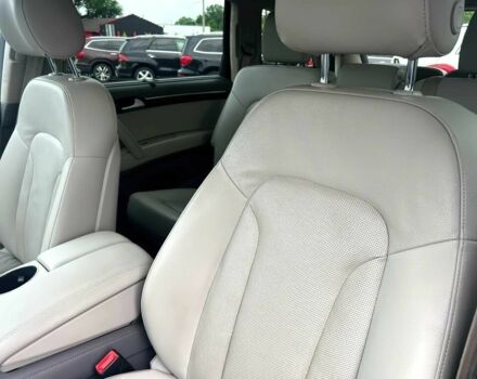 Черный Ауди Ку 7, объемом двигателя 3 л и пробегом 75 тыс. км за 12000 $, фото 10 на Automoto.ua