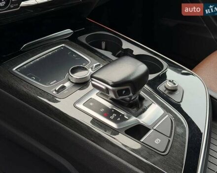 Черный Ауди Ку 7, объемом двигателя 3 л и пробегом 340 тыс. км за 25500 $, фото 25 на Automoto.ua