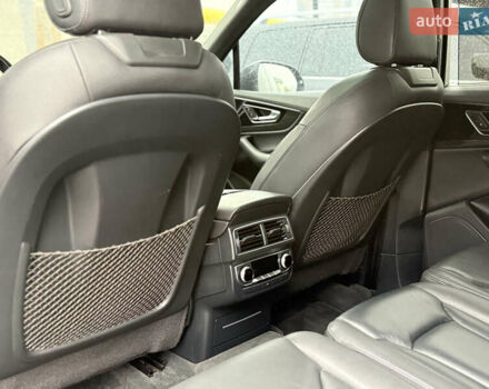 Чорний Ауді Ку 7, об'ємом двигуна 3 л та пробігом 206 тис. км за 23990 $, фото 11 на Automoto.ua