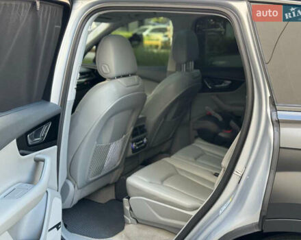 Черный Ауди Ку 7, объемом двигателя 3 л и пробегом 167 тыс. км за 28000 $, фото 27 на Automoto.ua