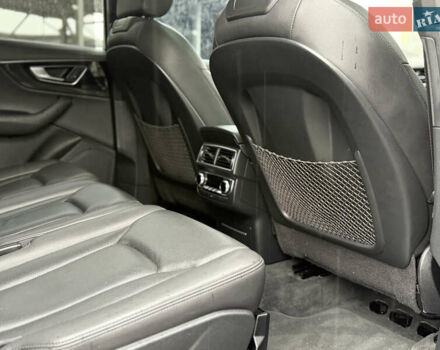 Чорний Ауді Ку 7, об'ємом двигуна 3 л та пробігом 206 тис. км за 23990 $, фото 13 на Automoto.ua