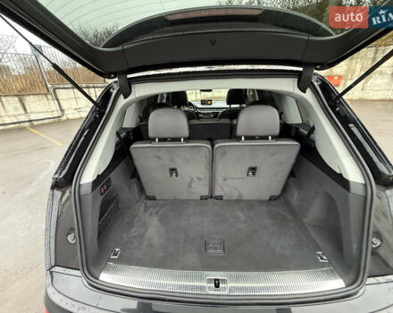 Черный Ауди Ку 7, объемом двигателя 3 л и пробегом 278 тыс. км за 20999 $, фото 50 на Automoto.ua