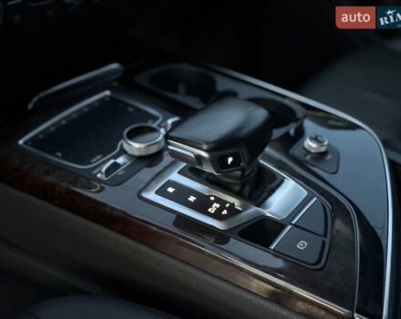 Черный Ауди Ку 7, объемом двигателя 3 л и пробегом 213 тыс. км за 20950 $, фото 11 на Automoto.ua