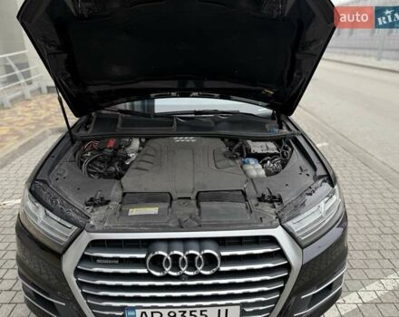 Черный Ауди Ку 7, объемом двигателя 3 л и пробегом 210 тыс. км за 24999 $, фото 48 на Automoto.ua