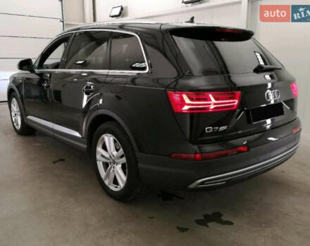 Черный Ауди Ку 7, объемом двигателя 2.97 л и пробегом 280 тыс. км за 35500 $, фото 2 на Automoto.ua