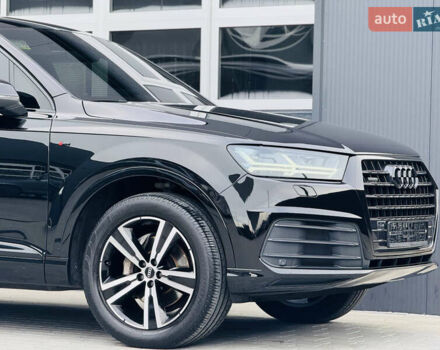 Ауди Ку 7 2016 в Мукачеве на Automoto.ua Черный Ауди Ку 7, объемом двигателя 3 л и пробегом 133 тыс. км за 36500 $, фото 12 на Automoto.ua