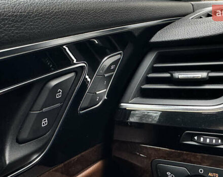 Черный Ауди Ку 7, объемом двигателя 3 л и пробегом 223 тыс. км за 22300 $, фото 16 на Automoto.ua