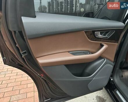 Черный Ауди Ку 7, объемом двигателя 3 л и пробегом 247 тыс. км за 28750 $, фото 86 на Automoto.ua