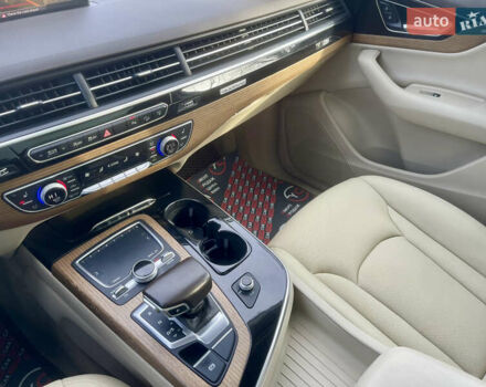 Чорний Ауді Ку 7, об'ємом двигуна 3 л та пробігом 207 тис. км за 23900 $, фото 30 на Automoto.ua