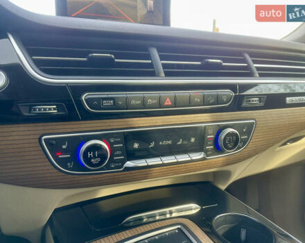 Чорний Ауді Ку 7, об'ємом двигуна 3 л та пробігом 207 тис. км за 23900 $, фото 29 на Automoto.ua