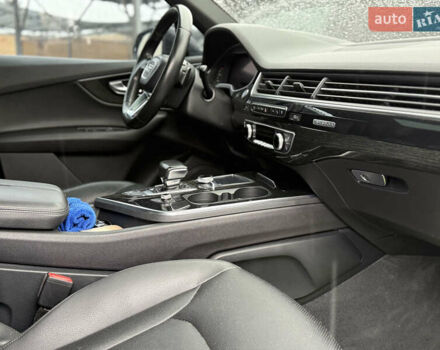 Чорний Ауді Ку 7, об'ємом двигуна 3 л та пробігом 206 тис. км за 23990 $, фото 9 на Automoto.ua