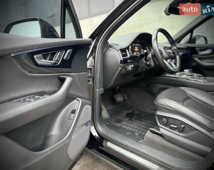 Черный Ауди Ку 7, объемом двигателя 3 л и пробегом 182 тыс. км за 28800 $, фото 61 на Automoto.ua