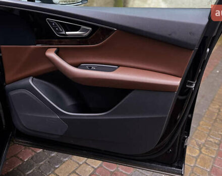 Черный Ауди Ку 7, объемом двигателя 3 л и пробегом 223 тыс. км за 22300 $, фото 27 на Automoto.ua