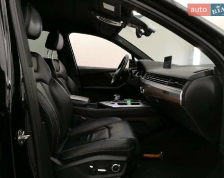 Черный Ауди Ку 7, объемом двигателя 2.97 л и пробегом 280 тыс. км за 35500 $, фото 5 на Automoto.ua