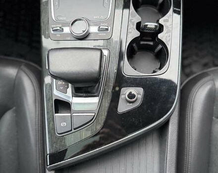 Черный Ауди Ку 7, объемом двигателя 3 л и пробегом 182 тыс. км за 28800 $, фото 37 на Automoto.ua