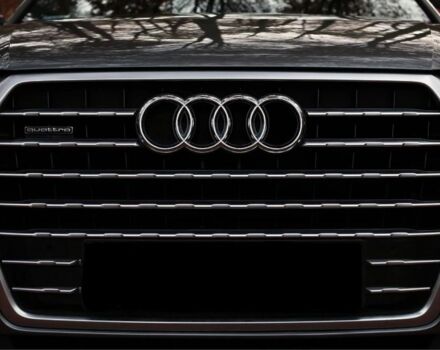 Чорний Ауді Ку 7, об'ємом двигуна 3 л та пробігом 111 тис. км за 16200 $, фото 3 на Automoto.ua