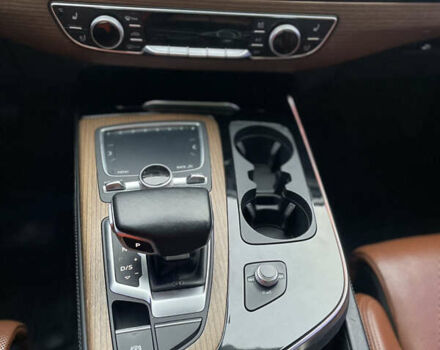 Черный Ауди Ку 7, объемом двигателя 3 л и пробегом 223 тыс. км за 28500 $, фото 45 на Automoto.ua