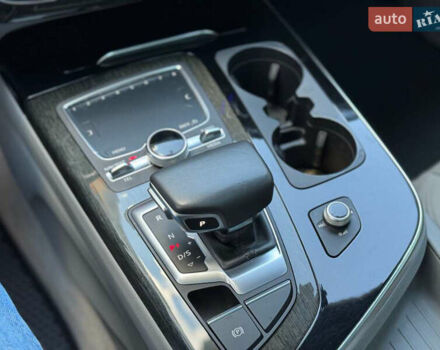 Черный Ауди Ку 7, объемом двигателя 3 л и пробегом 167 тыс. км за 28000 $, фото 22 на Automoto.ua