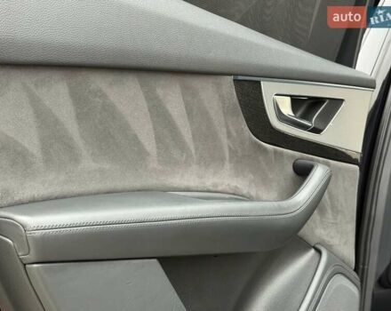 Черный Ауди Ку 7, объемом двигателя 3 л и пробегом 157 тыс. км за 44500 $, фото 125 на Automoto.ua