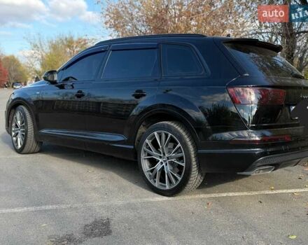 Черный Ауди Ку 7, объемом двигателя 2.97 л и пробегом 200 тыс. км за 36000 $, фото 1 на Automoto.ua