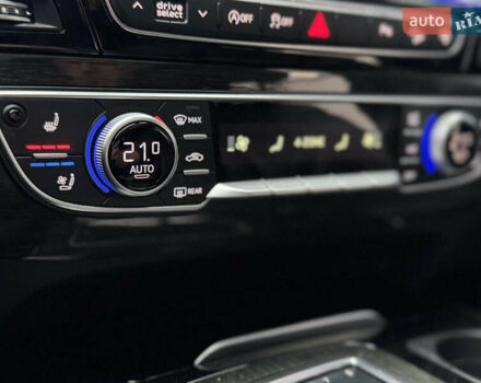 Черный Ауди Ку 7, объемом двигателя 3 л и пробегом 182 тыс. км за 28800 $, фото 38 на Automoto.ua