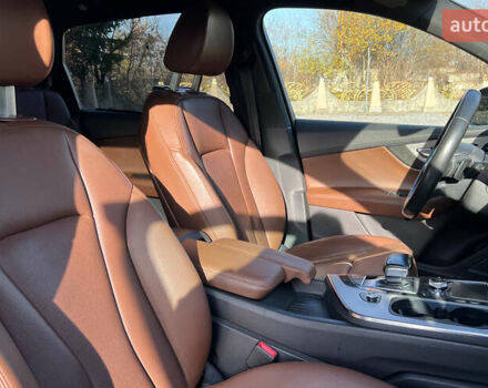 Чорний Ауді Ку 7, об'ємом двигуна 3 л та пробігом 145 тис. км за 33999 $, фото 12 на Automoto.ua